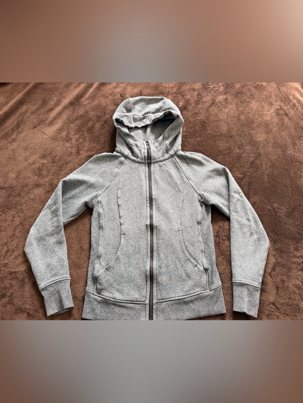 heather gray Lululemon full-zip Scuba hoodie